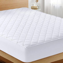 Load image into Gallery viewer, Bedsure Mattress Topper King Quilted Mattress Cover supersoft