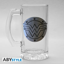 Load image into Gallery viewer, DC Comics Wonder Woman 500ml Glass Tankard COLLECTABLES