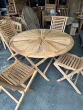 Load image into Gallery viewer, 120cm Sunshine Round Teak Folding Table and 4 Hampton chairs ( Seconds )