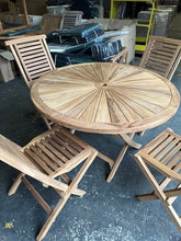 Load image into Gallery viewer, 120cm Sunshine Round Teak Folding Table and 4 Hampton chairs ( Seconds )