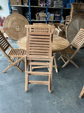Load image into Gallery viewer, 120cm Sunshine Round Teak Folding Table and 4 Hampton chairs ( Seconds )
