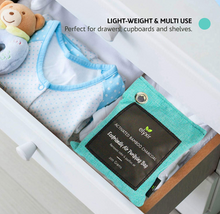 Load image into Gallery viewer, ELYXIR Bamboo Charcoal Air Purifying Bag (4x200g) + 4 Hooks 100% Bamboo Active