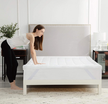 Load image into Gallery viewer, Bedsure Mattress Topper Quilted Mattress Cover Overfilled SINGLE 90x190 washable