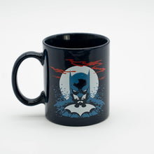 Load image into Gallery viewer, DC BATMAN GLOW IN THE DARK GIFT SET MUG, GLASS,  COASTERS, GIFT BOX
