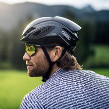 Load image into Gallery viewer, ABUS GameChanger Racing Bike Helmet - Aerodynamic Cycling Helmet with Optimal Ventilation for Men and Women
