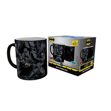 Load image into Gallery viewer, DC COMICS Mug Heat Change Batman the Dark Knight. COLLECTABLES
