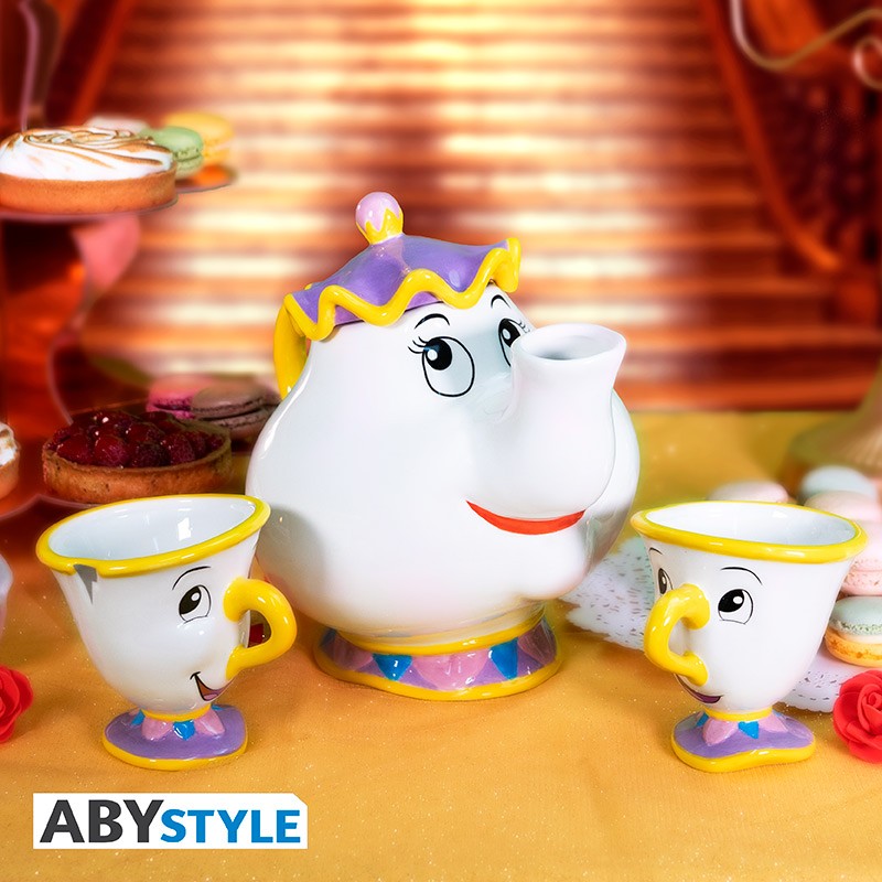 DISNEY Teapot set Mrs. Potts and Chip.  Beauty and the Beast. Collectables