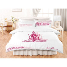 Load image into Gallery viewer, Donna Karen Double Duvet Set With Two Pillowcases New
