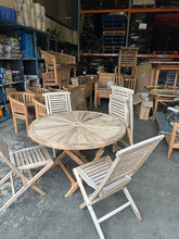 Load image into Gallery viewer, 120cm Sunshine Round Teak Folding Table &amp;4 Hampton chairs Seconds needs sanding
