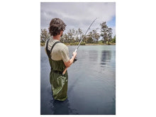 Load image into Gallery viewer, Rocktrail Waders size 7 waterproof adjustable straps high quality fishing wear
