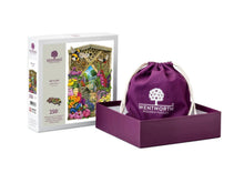 Load image into Gallery viewer, Wentworth Wooden Puzzle Bee &amp; Bee - 250 pieces
