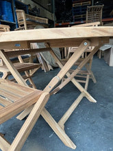 Load image into Gallery viewer, 120cm Sunshine Round Teak Folding Table and 4 Hampton chairs ( Seconds )
