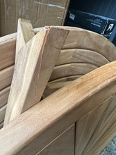 Load image into Gallery viewer, 120cm Sunshine Round Teak Folding Table and 4 Hampton chairs ( Seconds )
