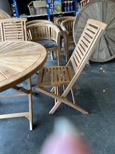 Load image into Gallery viewer, 120cm Sunshine Round Teak Folding Table and 4 Hampton chairs ( Seconds )
