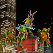 Load image into Gallery viewer, TEENAGE MUTANT TURTLE Figurine Leonardo COLLECTABLES
