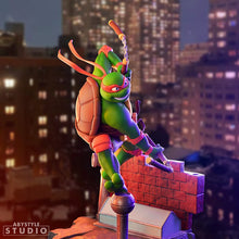 Load image into Gallery viewer, TEENAGE MUTANT TURTLE Figurine Michelangelo COLLECTABLES

